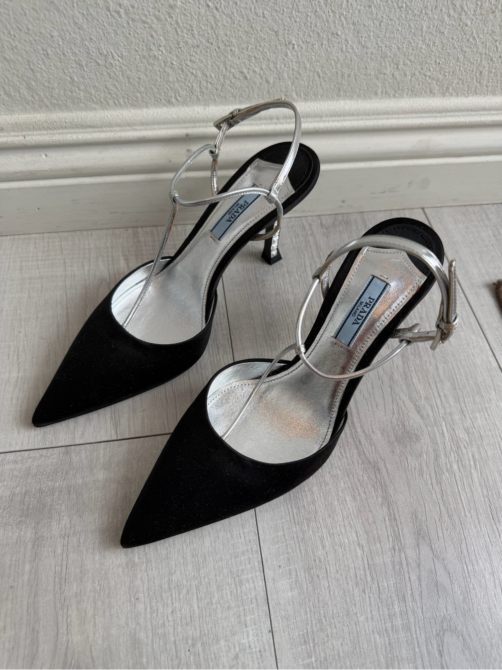 Saks Fifth Avenue Black Pointed T-Strap Slingback Heels with Silver Accents